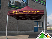 Tente d'exposition bordeaux 3x3 avec impression pour KVC Meetjesland